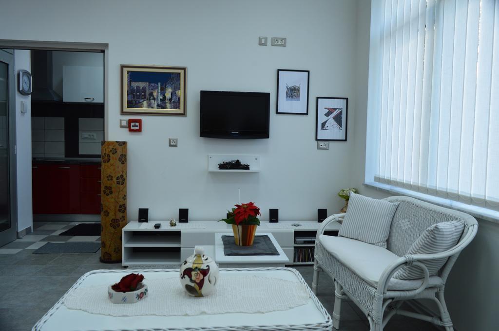 Studio Two Roses Apartamento Split Exterior foto