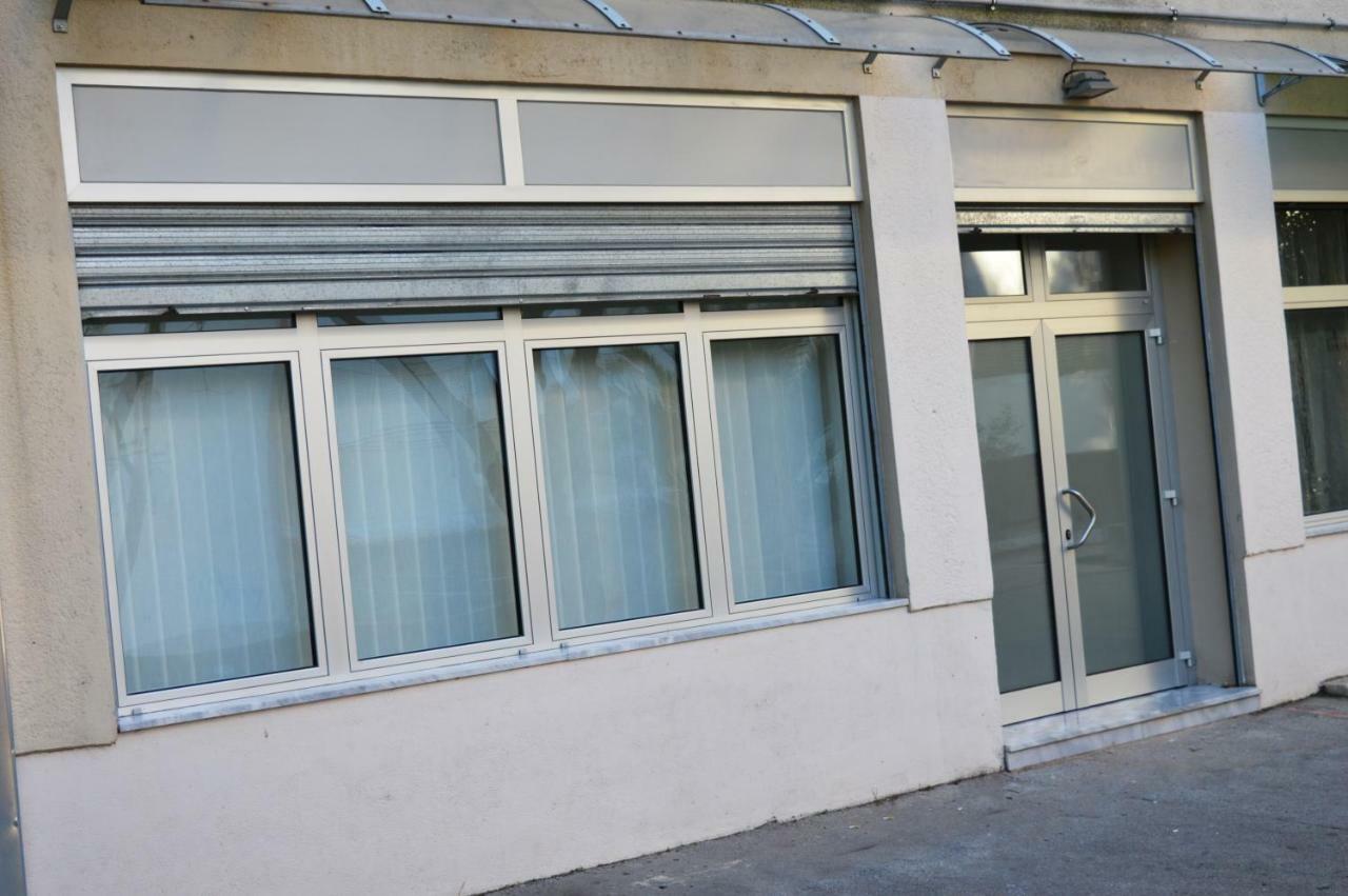 Studio Two Roses Apartamento Split Exterior foto